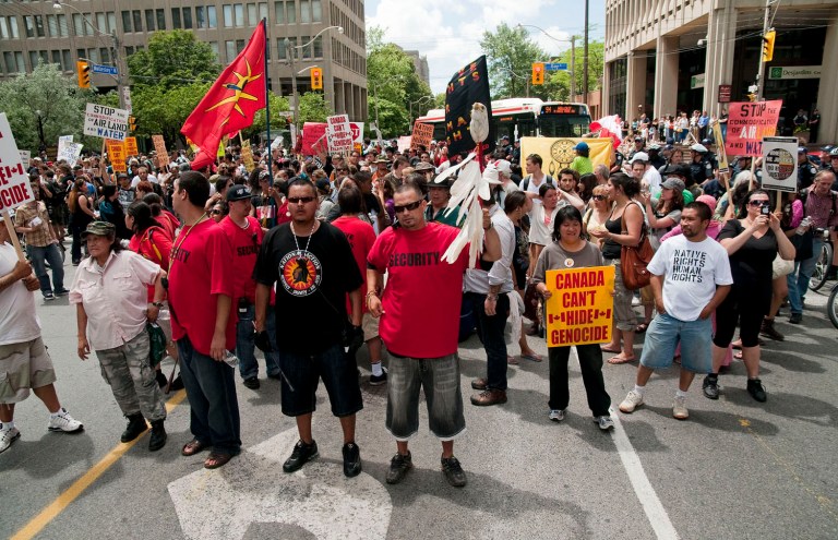 06Thursnativerights1_thurs_SeanDeCory